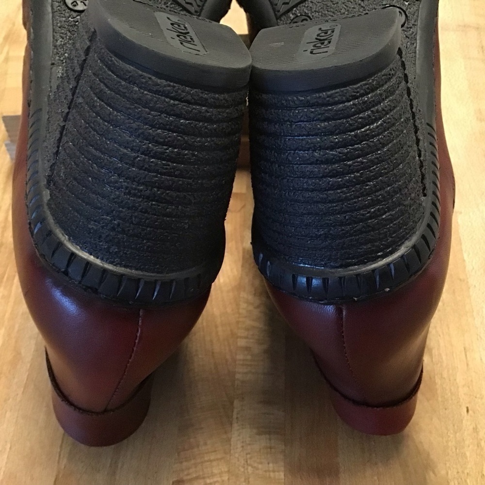 Rieker western style booties with side zippers and faux lacing 2”heels 38/7- 7.5 - Picture 6 of 11